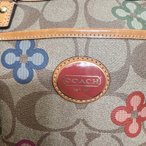Coach F22226 Y2K Signature Payton Clover Tote (Tan/Signature/Multi) - EUC - Picture 11 of 13